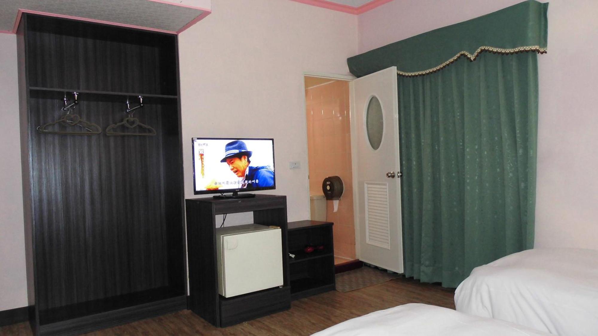 Modern Plaza Hotel Гаосюн Номер фото