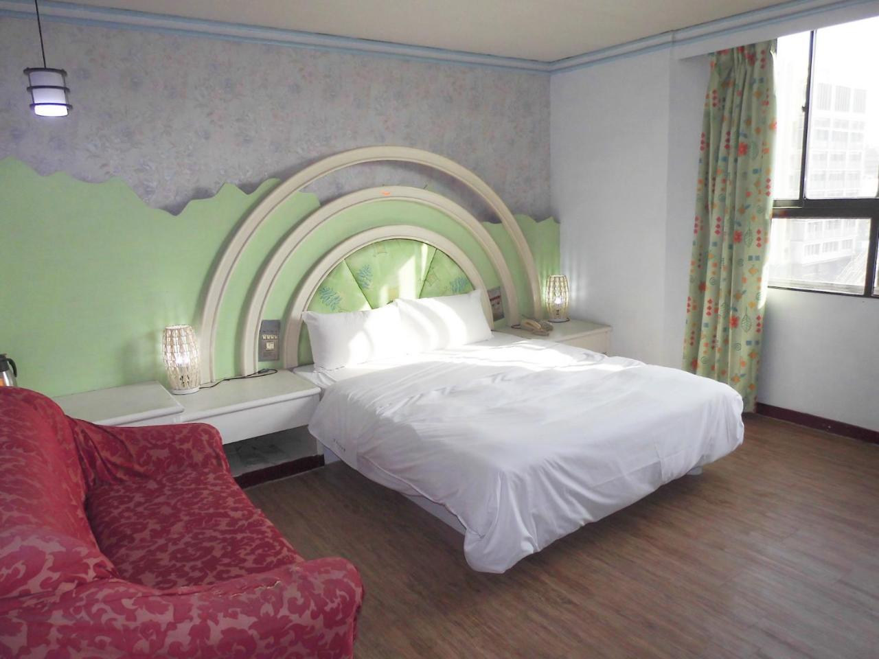 Modern Plaza Hotel Гаосюн Номер фото